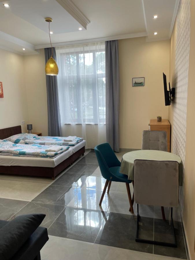 Kovács Apartmanház Kiskunhalas Quarto foto