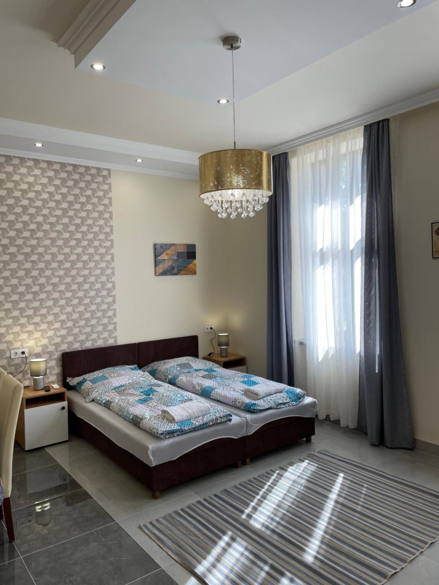 Kovács Apartmanház Kiskunhalas Quarto foto