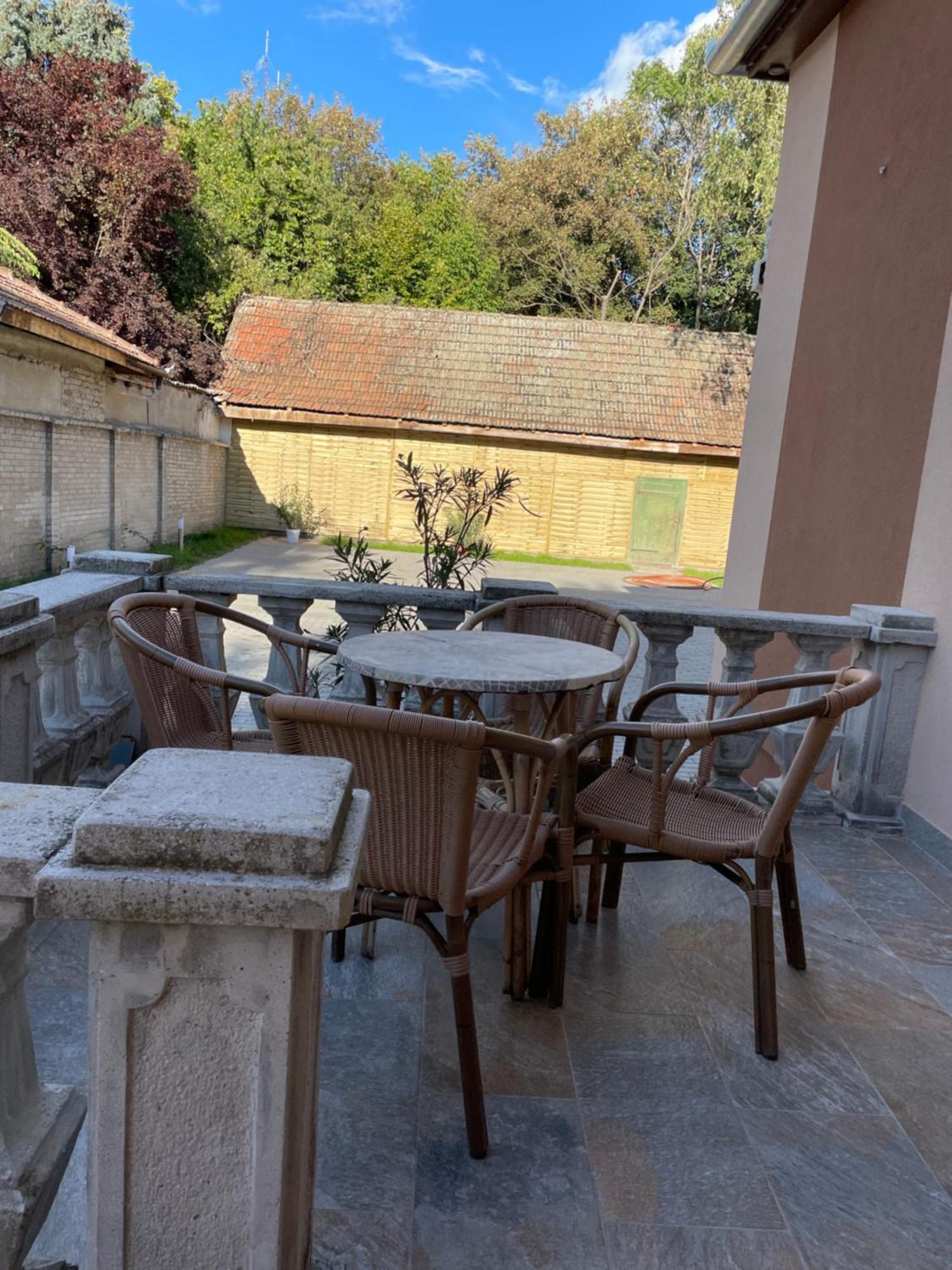 Kovács Apartmanház Kiskunhalas Quarto foto